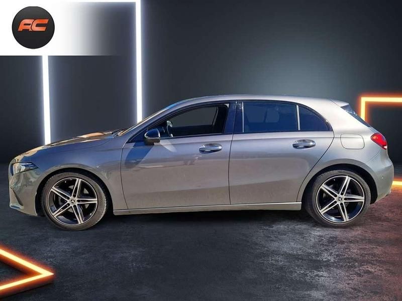 Begagnad Mercedes A180 116 HK (85 kW) 2020 Grå Halvkombi