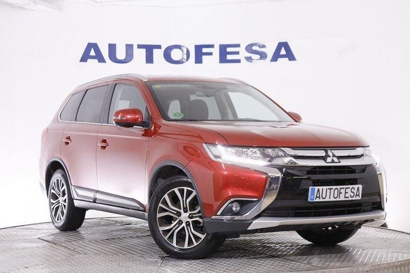 Usado Mitsubishi Outlander Motion 150 CV (110 kW) 2018 Rojo SUV