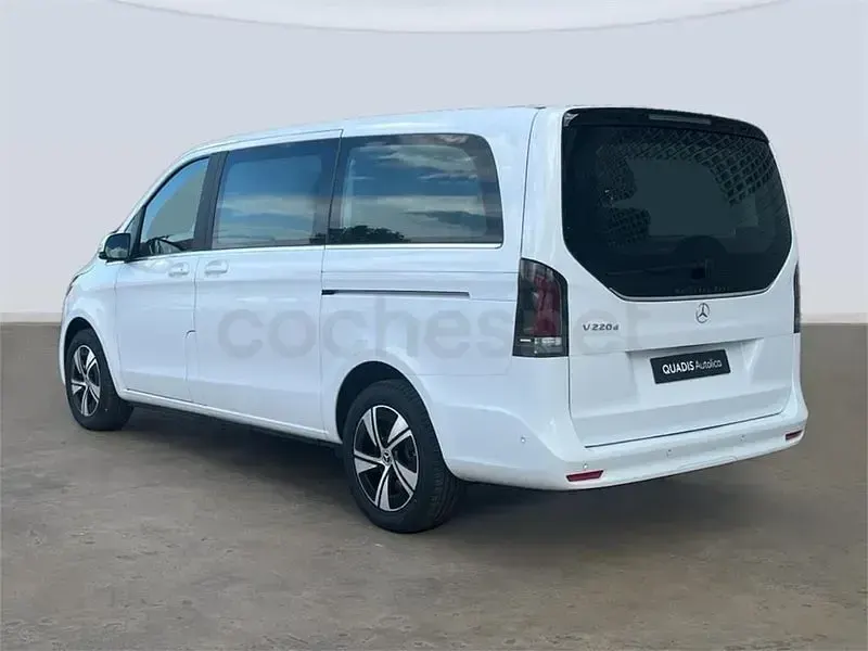 Nuevo Mercedes V220 Avantgarde 163 CV (119 kW) 2026 Blanco Monovolumen