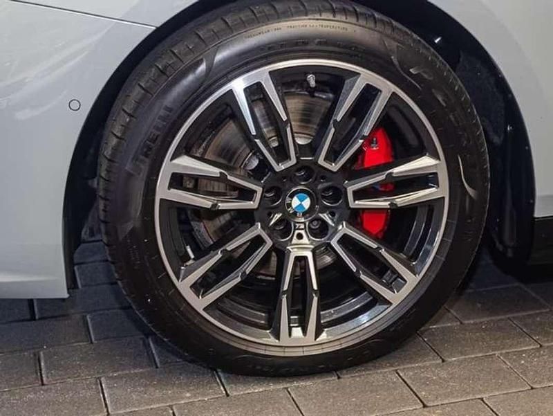 Usado BMW 520 M Sport 197 CV (144 kW) 2024 Gris Familiar