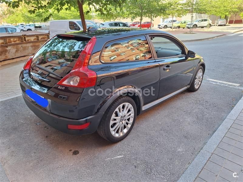 Negro Usado 2007 Volvo C30 Summum Utilitario | 4000 € (Un poco caro) - Imagen 1/4