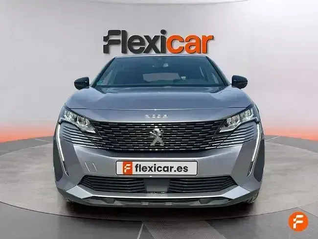 Usado Peugeot 3008 Allure 130 CV (95 kW) 2024 Gris SUV