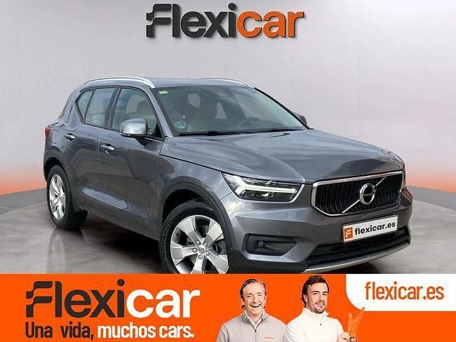 Usado Volvo XC40 Momentum 190 CV (139 kW) 2018 Blanco SUV