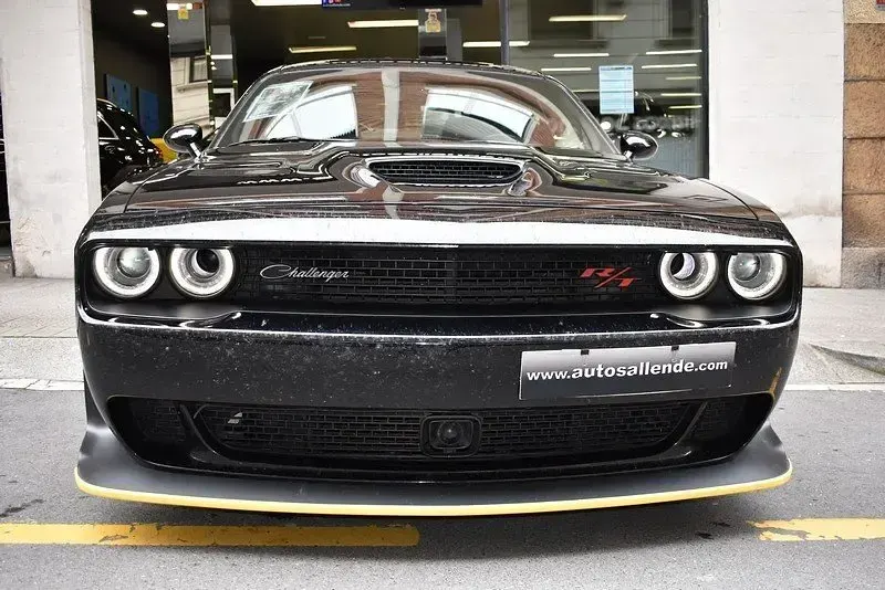 Usado Dodge Challenger 492 CV (361 kW) 2024 Black pitch / black coat