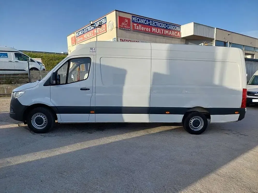 Usado Mercedes Sprinter 190 CV (139 kW) 2022 Blanco Van