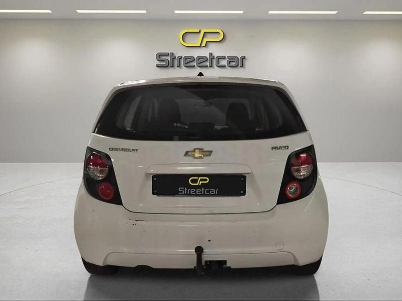 Usado Chevrolet Aveo LT 86 CV (63 kW) 2012 Blanco Berlina
