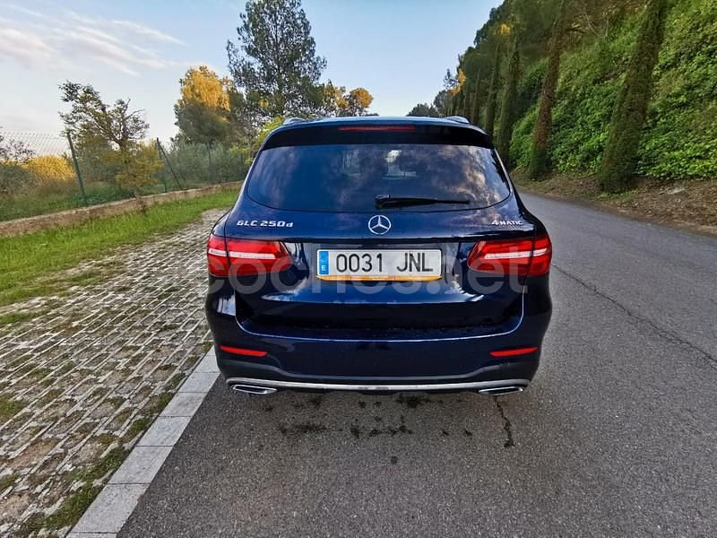 Usado Mercedes GLC250 AMG line 204 CV (150 kW) 2016 Azul SUV