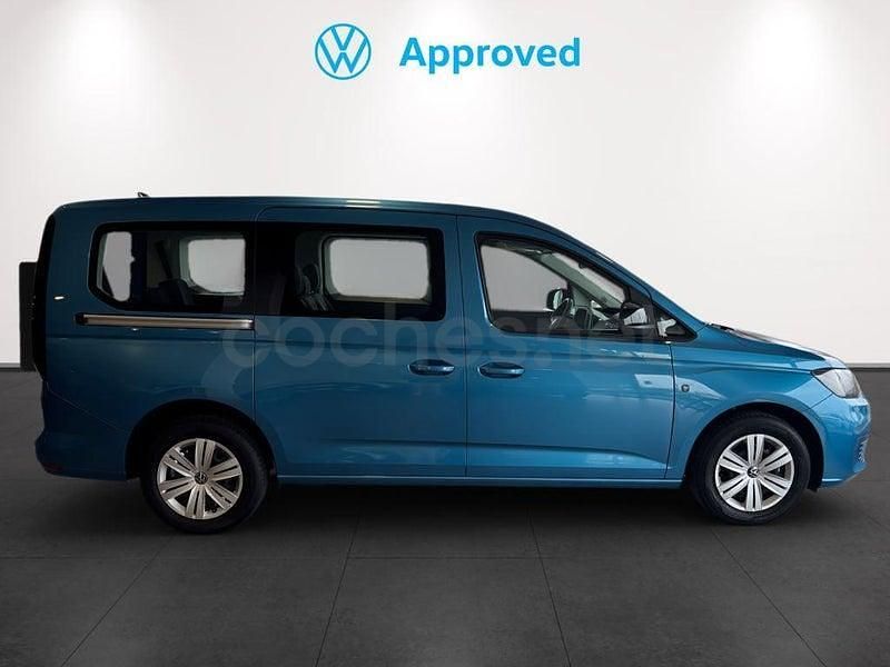 Usado VW Caddy Maxi 122 CV (89 kW) 2025 Azul Monovolumen