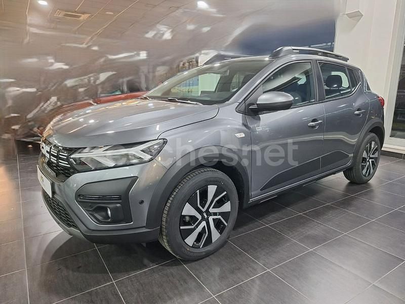 Nuevo Dacia Sandero Extreme 110 CV (80 kW) 2025 Gris / plata Berlina