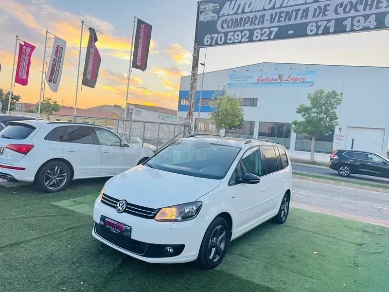 Usado VW Touran Sport 140 CV (102 kW) 2012 Blanco Monovolumen