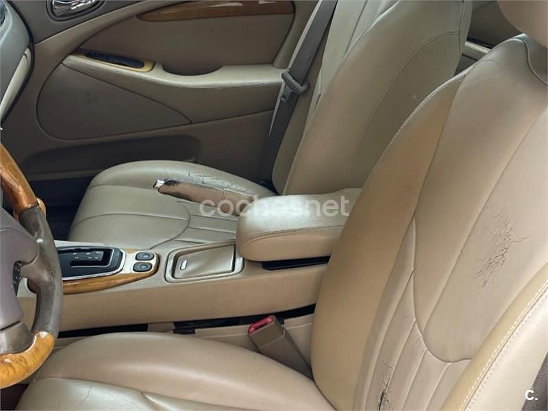 Usado Jaguar S-Type Executive 240 CV (176 kW) 2000 Azul Berlina