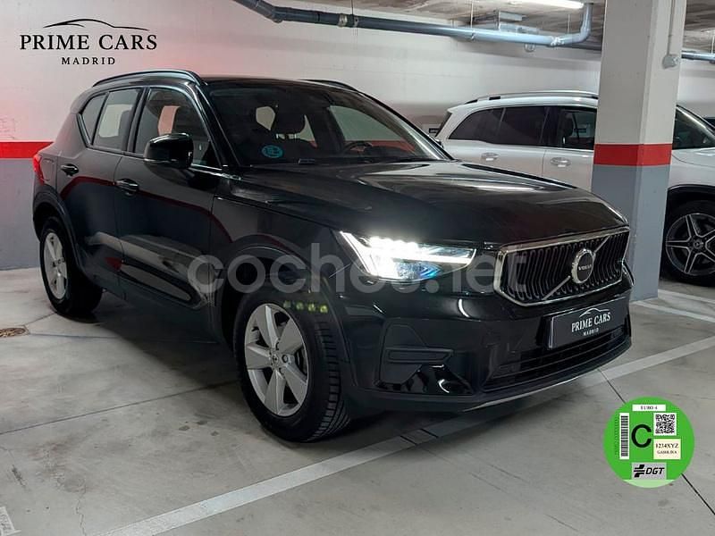 Negro Usado 2023 Volvo XC40 SUV | 23.990 € (Buen precio) - Imagen 1/4