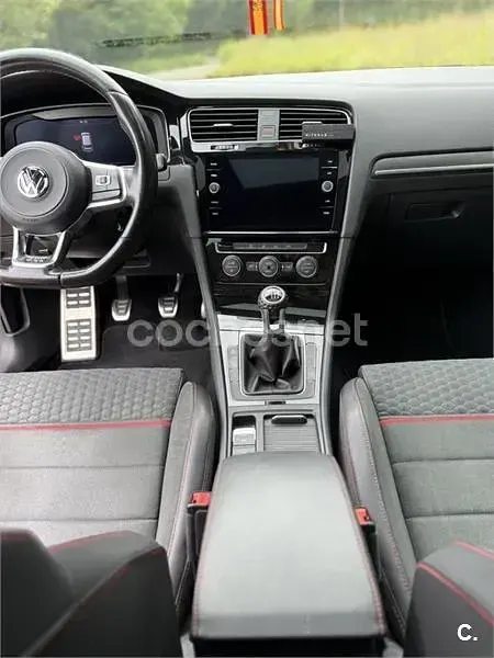 Usado VW Golf VII GTI 230 CV (169 kW) 2017 Rojo Berlina