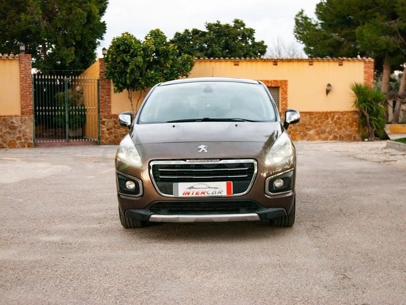 Usado Peugeot 3008 Active 115 CV (84 kW) 2014 Marrón Familiar