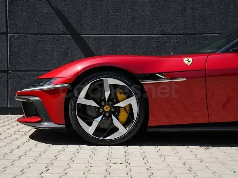 Nuevo Ferrari 12 Cilindri 830 CV (610 kW) 2026 Rojo Coupe