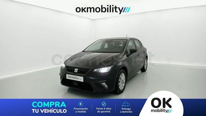 Usado Seat Ibiza Style 95 CV (69 kW) 2023 Negro Utilitario