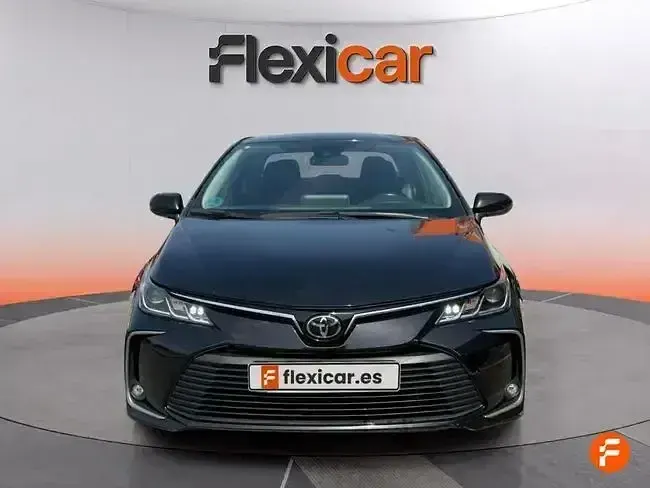 Usado Toyota Corolla 125 CV (91 kW) 2023 Negro Berlina
