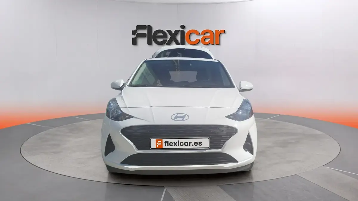 Usado Hyundai i10 67 CV (49 kW) 2024 Blanco Utilitario