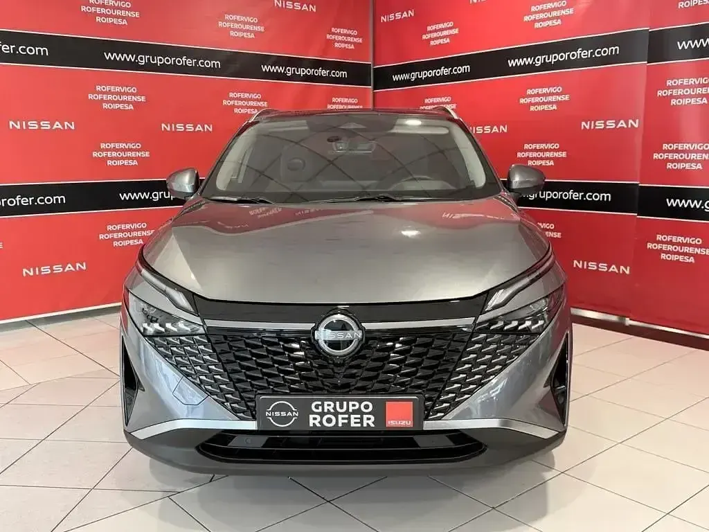 Usado Nissan Qashqai N-Connecta 140 CV (102 kW) 2025 Gris SUV