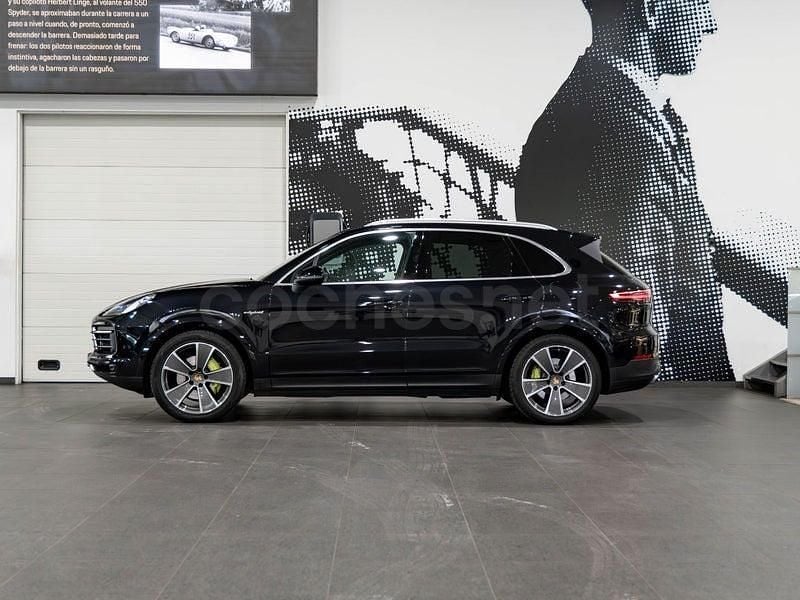 Usado Porsche Cayenne 462 CV (339 kW) 2021 Negro SUV
