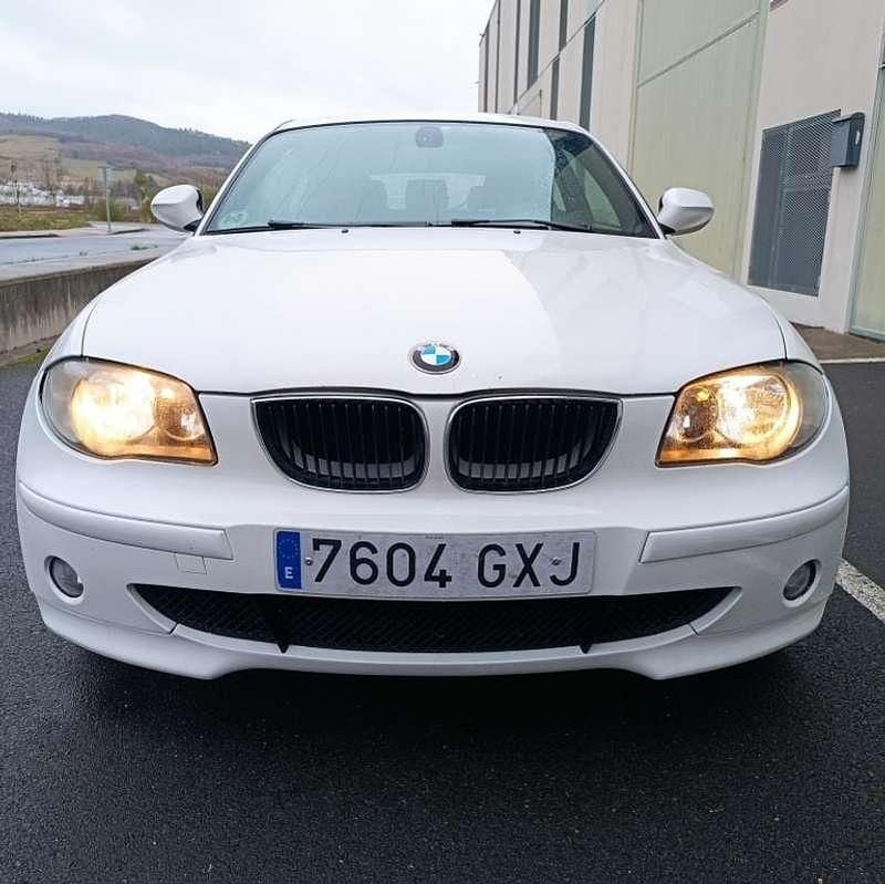 Usado BMW 116 116 HP (85 kW) 2010 Branco Citadino