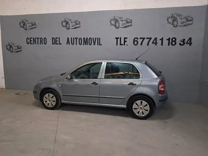 Brugt Skoda Fabia 70 HK (51 kW) 2006 Blå Sedan