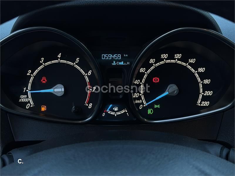 Usado Ford Tourneo Courier Titanium 100 CV (73 kW) 2017 Azul Monovolumen