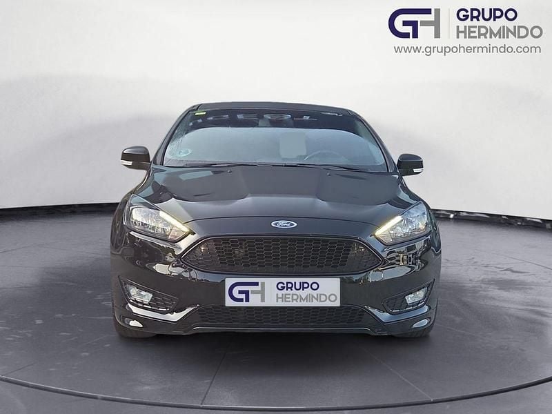 Usado Ford Focus ST-Line 120 CV (88 kW) 2018 Negro Berlina