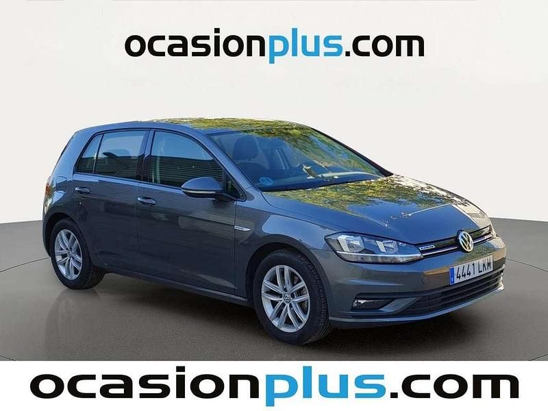 Usado VW Golf VIII Edition 131 CV (96 kW) 2020 Gris Utilitario