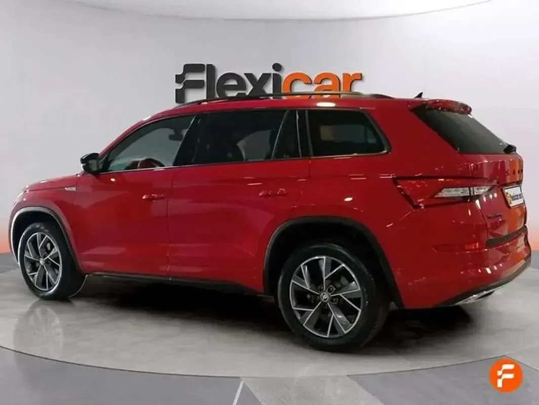 Usado Skoda Kodiaq SportLine 150 CV (110 kW) 2020 Rojo SUV