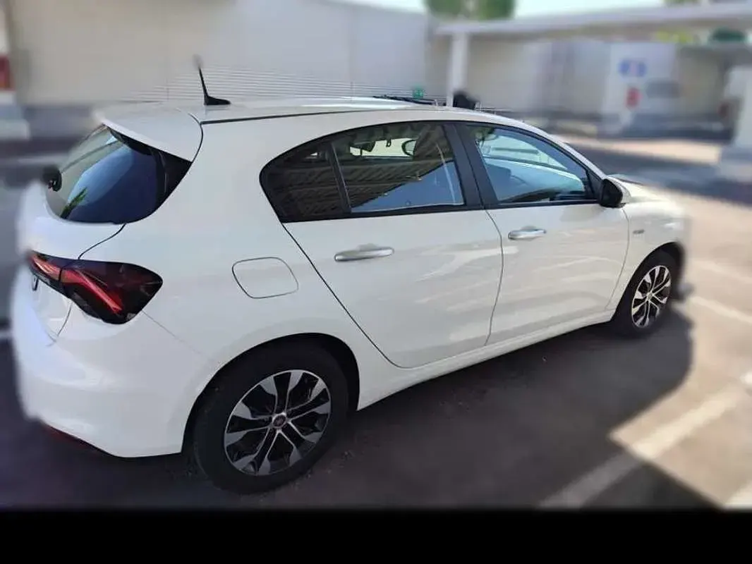 Usado Fiat Tipo Tech 99 CV (72 kW) 2022 Blanco Utilitario