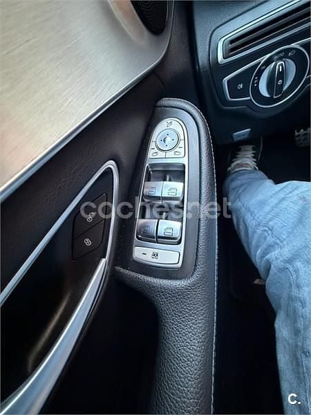 Usado Mercedes C220 AMG line 170 HP (125 kW) 2017 Preto Sedan