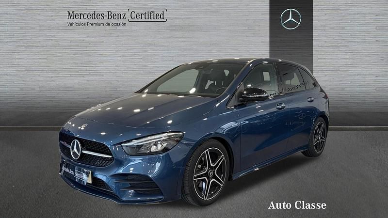 Azul Usado 2022 Mercedes B200 AMG line Monovolumen | 29.900 € (Un poco caro) - Imagen 1/4