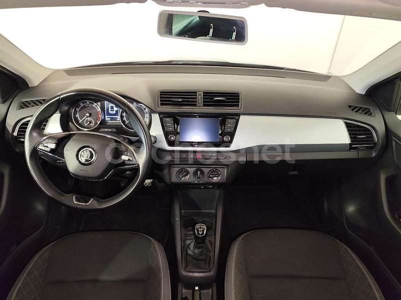 Usado Skoda Fabia Ambition 95 HP (69 kW) 2021 Branco Sedan