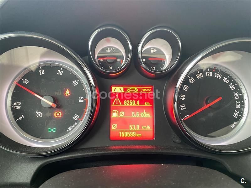 Usado Opel Astra Excellence 110 CV (80 kW) 2014 Negro Berlina