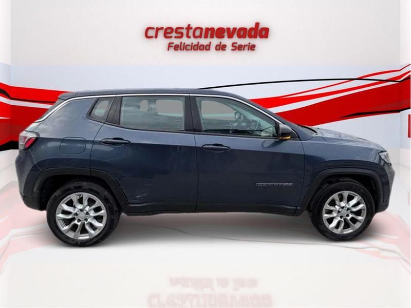 Usado Jeep Compass Longitude 131 CV (96 kW) 2022 Azul SUV