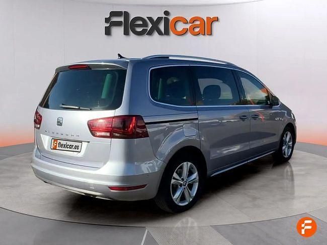 Usado Seat Alhambra 150 CV (110 kW) 2022 Gris Monovolumen