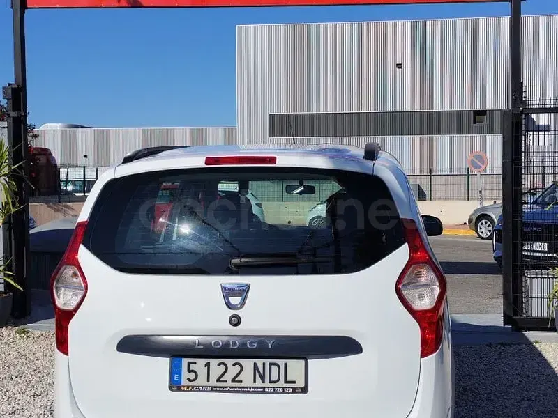 Usado Dacia Lodgy Lauréate 115 CV (84 kW) 2014 Blanco Monovolumen