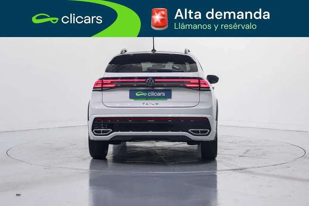 Usado VW Taigo R-line 150 CV (110 kW) 2022 Plateado SUV