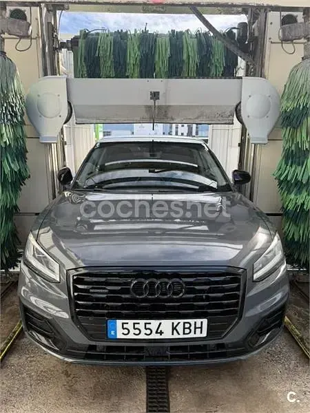 Usado Audi Q2 Design 150 CV (110 kW) 2017 Gris / plata SUV