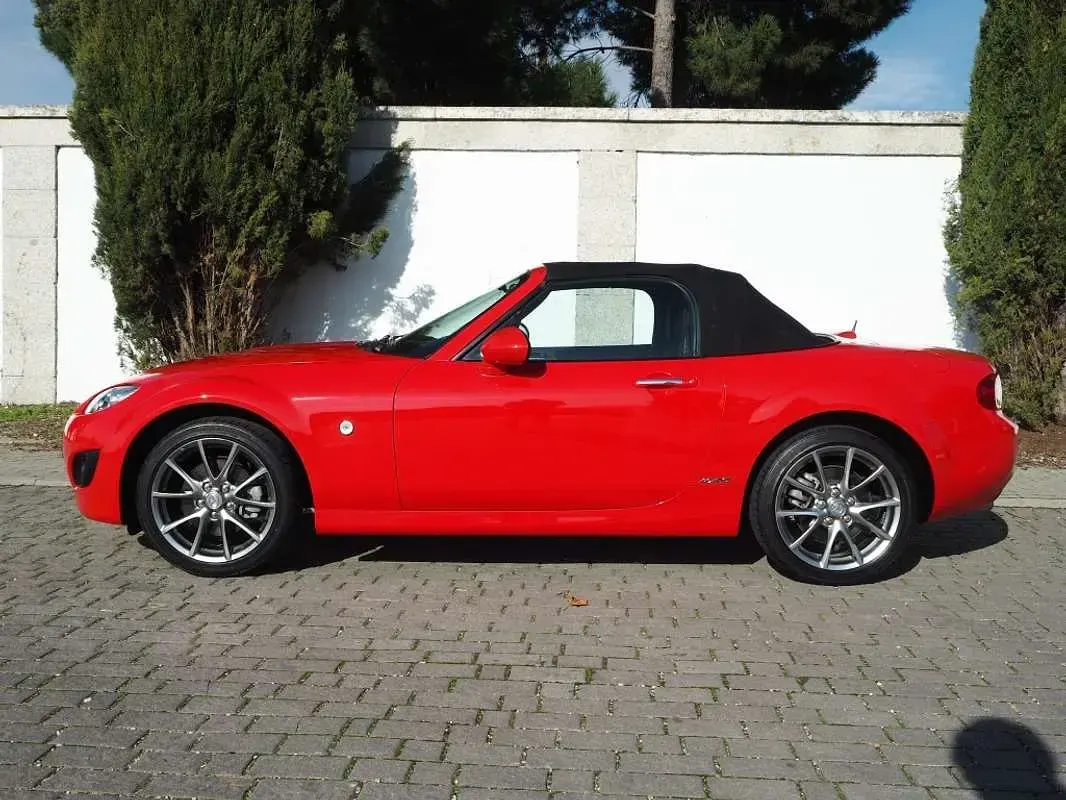 Usado Mazda MX5 126 CV (92 kW) 2011 Rojo Descapotable