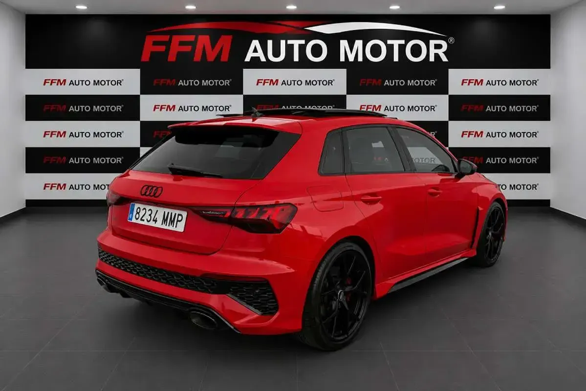 Usado Audi RS3 Sportback Performance 400 CV (294 kW) 2023 Rojo Utilitario