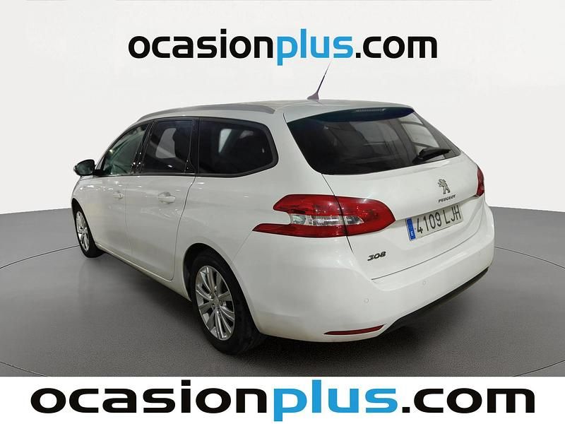 Usado Peugeot 308 Style 130 CV (95 kW) 2020 Blanco Familiar