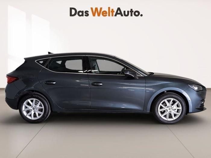 Usado Seat Leon Style 116 CV (85 kW) 2025 Gris