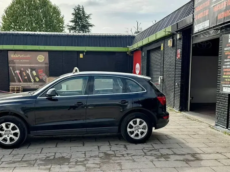 Begagnad Audi Q5 170 HK (125 kW) 2012 Svart SUV