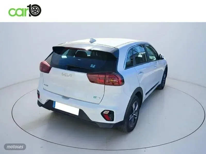 Usado Kia Niro 141 CV (103 kW) 2022 Blanco SUV