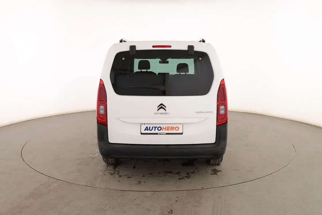 Usado Citroën Berlingo Shine 131 CV (96 kW) 2019 Blanco Monovolumen