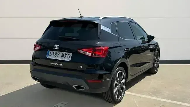 Usado Seat Arona FR 150 CV (110 kW) 2024 Negro SUV
