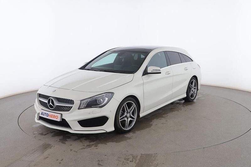 Blanco Usado 2016 Mercedes CLA200 Shooting Brake AMG line Familiar | 19.599 € (Buen precio) - Imagen 1/3