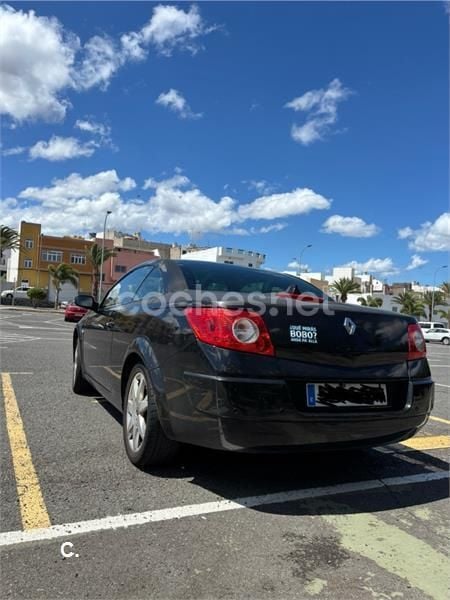 Negro Usado 2007 Renault Mégane Cabriolet Authentique Descapotable | 2000 € (Buen precio) - Imagen 1/4